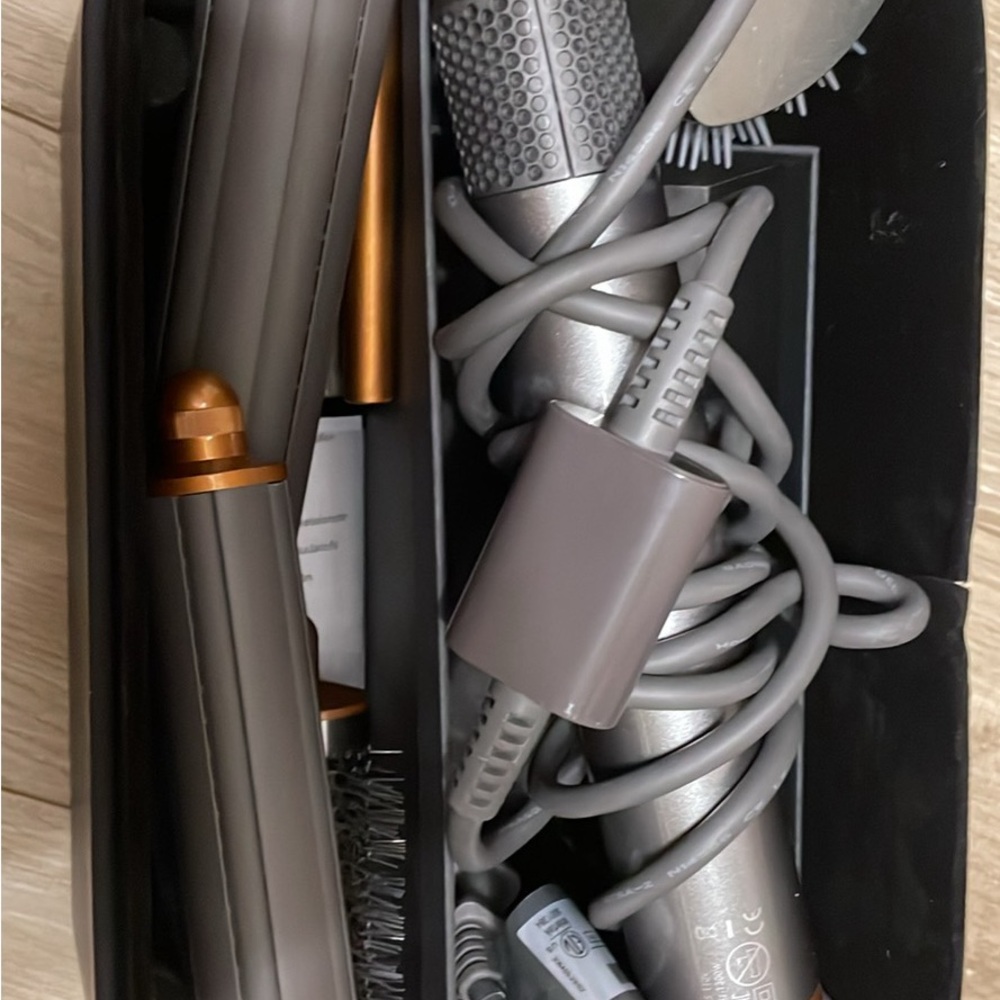 Dyson Hair Styling Set - Gray and Gold